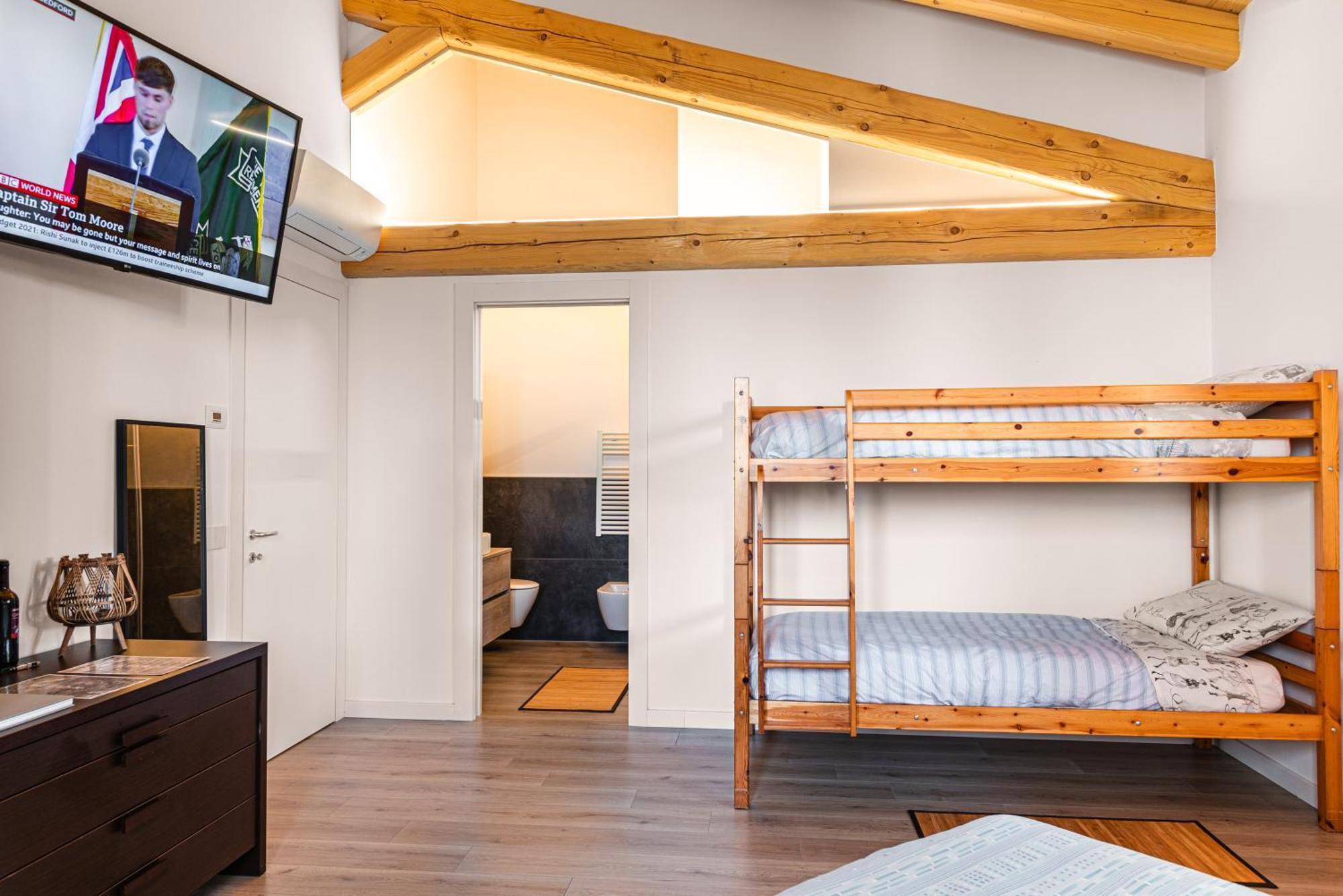 Relais Des Roches Bed & Breakfast Sona Exterior photo